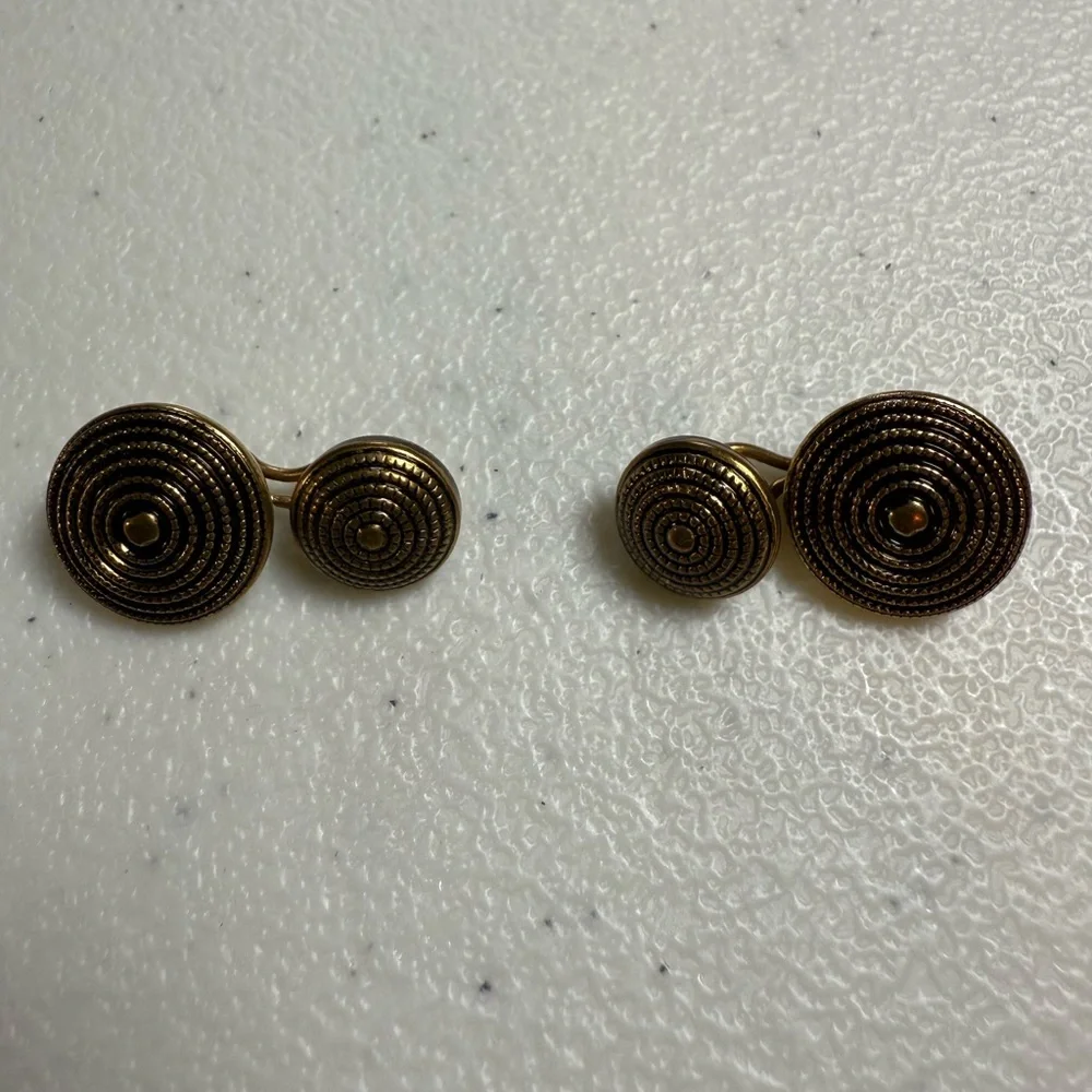 VTG CUFFLINKS Circular Brass Tone & Black Button Style Closure 1960-1970 #gift